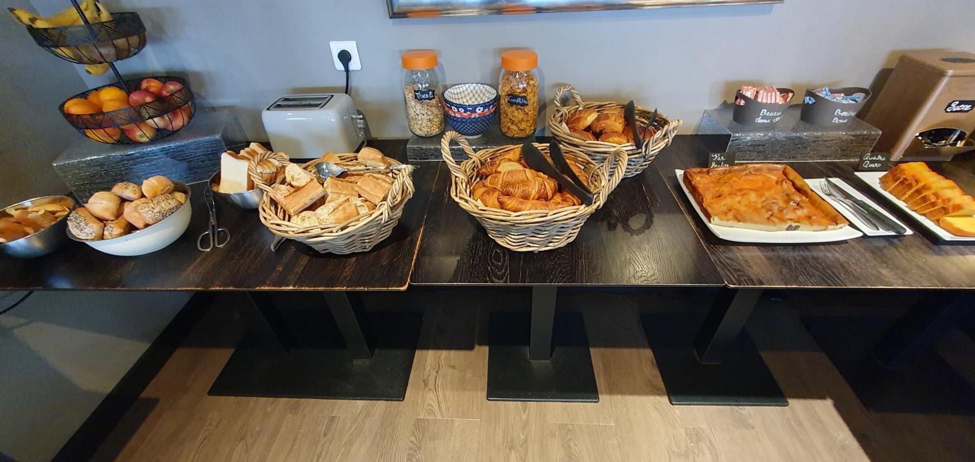 信天翁酒店 当冈 外观 照片